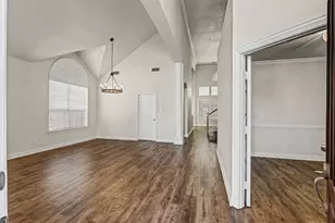 1610 Lakeland Park Dr, Garland, TX 75043 - Photo 4