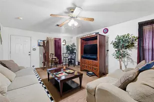1300 Spring St, Waco, TX 76704 - Photo 2