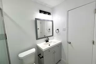1 Peachtree Pl, Sherman, TX 75090 - Photo 2