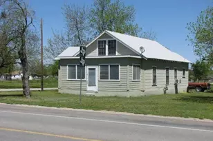401 N Hill St, Itasca, TX 76055 - Photo 1