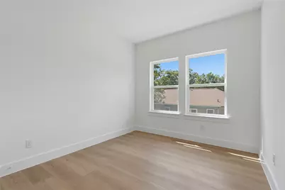 3300 S Harwood Street, Dallas, TX 75215 - Photo 14