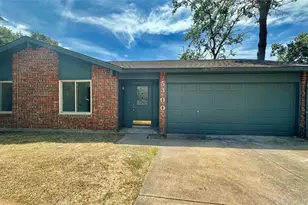 5300 Duchess Ct, Lake Dallas, TX 75065 - Photo 2