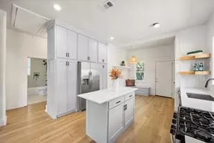 501 S Clinton Ave, Dallas, TX 75208 - Photo 4