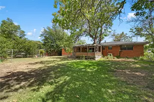8817 Oakdale Dr, Woodway, TX 76712 - Photo 24