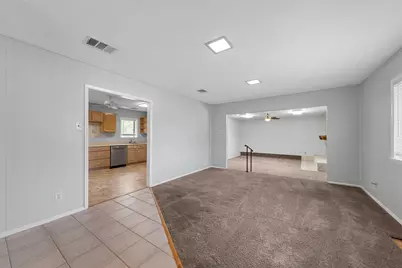 8817 Oakdale Drive, Woodway, TX 76712 - Photo 6