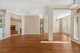 2817 Naples Dr, Hurst, TX 76054 - Photo 8