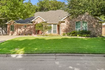 2817 Naples Drive, Hurst, TX 76054 - Photo 2