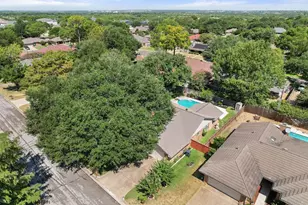 1101 De Pauw Dr, Arlington, TX 76012 - Photo 26
