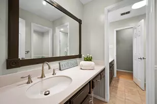 1101 De Pauw Dr, Arlington, TX 76012 - Photo 12
