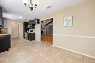 1101 De Pauw Dr, Arlington, TX 76012 - Photo 8