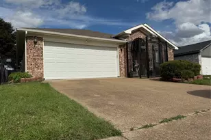 7309 Nohl Ranch Rd, Fort Worth, TX 76133 - Photo 2