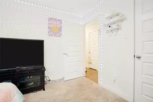 722 Haynie Dr, Runaway Bay, TX 76426 - Photo 16