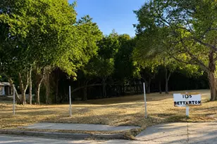 1135 Betterton Cir, Dallas, TX 75203 - Photo 1
