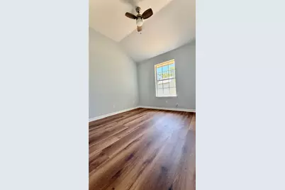 405 Odell Street, Cleburne, TX 76033 - Photo 22