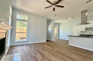 405 Odell St, Cleburne, TX 76033 - Photo 8