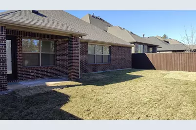 113 Chelsea Court, Lewisville, TX 75067 - Photo 16