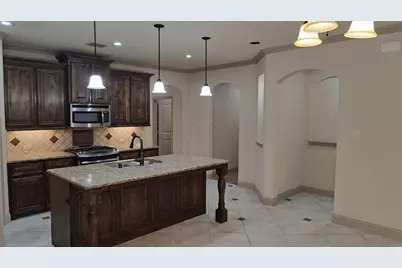 113 Chelsea Court, Lewisville, TX 75067 - Photo 8