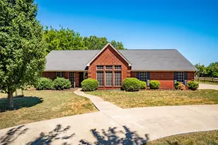800 Oak Ln Dr, Joshua, TX 76058 - Photo 4