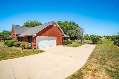 800 Oak Lane Drive, Joshua, TX 76058 - Photo 6