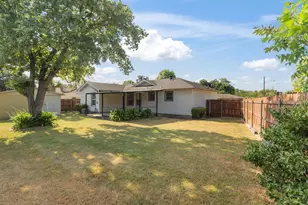 8133 Cavalier Cir, Dallas, TX 75227 - Photo 20