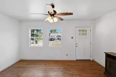 852 Lilac Drive, Garland, TX 75040 - Photo 14