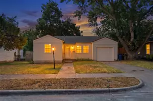 852 Lilac Dr, Garland, TX 75040 - Photo 2