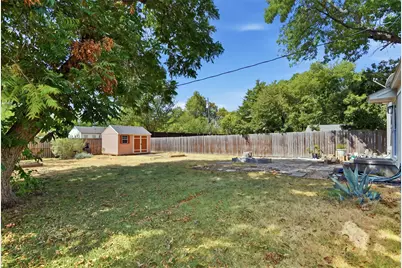 852 Lilac Drive, Garland, TX 75040 - Photo 12