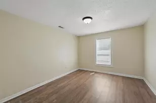 5511 Fletcher Ave, Fort Worth, TX 76107 - Photo 10