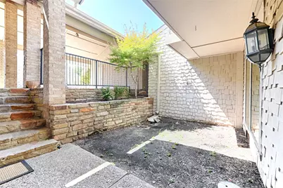 19 Country Lake Drive, Carrollton, TX 75006 - Photo 6
