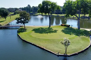 19 Country Lake Dr, Carrollton, TX 75006 - Photo 32