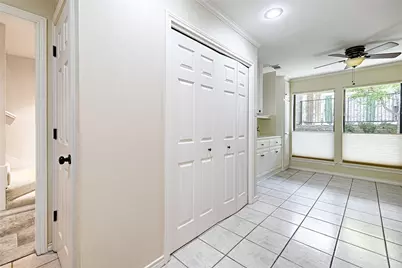 19 Country Lake Drive, Carrollton, TX 75006 - Photo 10