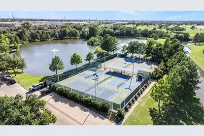 19 Country Lake Drive, Carrollton, TX 75006 - Photo 36