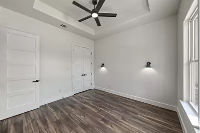 305 Hobbs Avenue, Boyd, TX 76023 - Photo 20