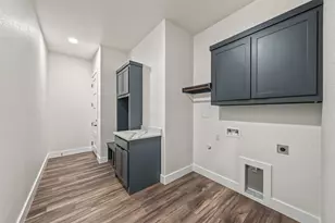 305 Hobbs Ave, Boyd, TX 76023 - Photo 26