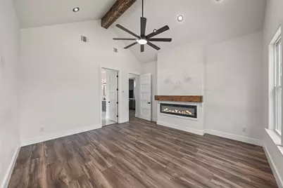 305 Hobbs Avenue, Boyd, TX 76023 - Photo 30
