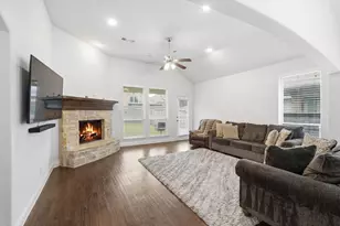 4500 Canopy St, Little Elm, TX 76227 - Photo 6