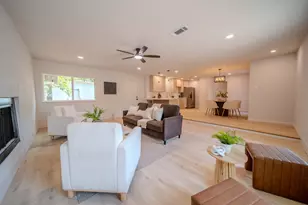 821 Lexington Dr, Lancaster, TX 75134 - Photo 8