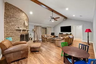 6110 Amicable Dr, Arlington, TX 76016 - Photo 6