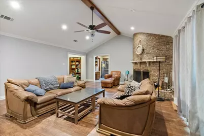 6110 Amicable Drive, Arlington, TX 76016 - Photo 8