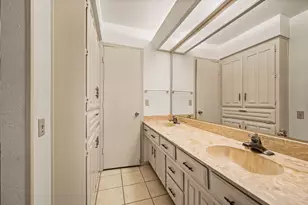 16408 Lauder Ln, Dallas, TX 75248 - Photo 14