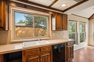 16408 Lauder Ln, Dallas, TX 75248 - Photo 10