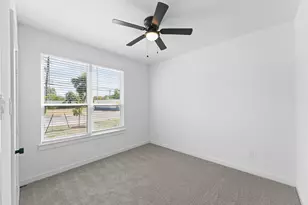 2723 Lagow St, Dallas, TX 75210 - Photo 24