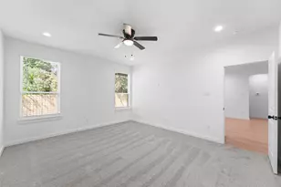 2723 Lagow St, Dallas, TX 75210 - Photo 12