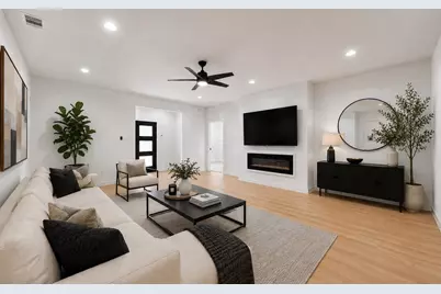2723 Lagow Street, Dallas, TX 75210 - Photo 2