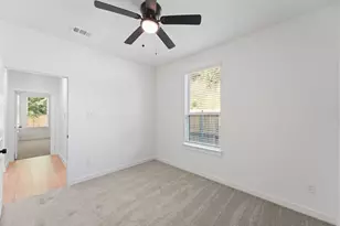 2723 Lagow St, Dallas, TX 75210 - Photo 20