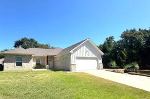 216 Skiff Dr, Gun Barrel City, TX 75156 - Photo 2