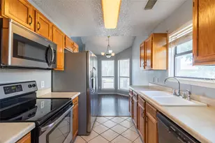 3198 Chimney Cir, Abilene, TX 79606 - Photo 12
