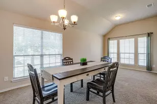 6 Beechcreek Dr, Edgecliff Village, TX 76134 - Photo 4