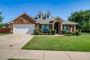 6 Beechcreek Dr, Edgecliff Village, TX 76134 - Photo 1