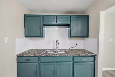 2708 Burchill Road S, Fort Worth, TX 76105 - Photo 12